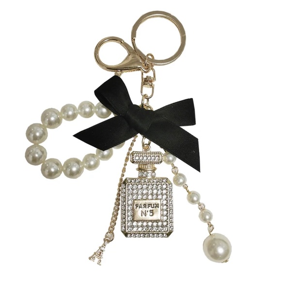 Source Unknown Accessories - Gold #5 and Pearl Number Bag/Key Charm
